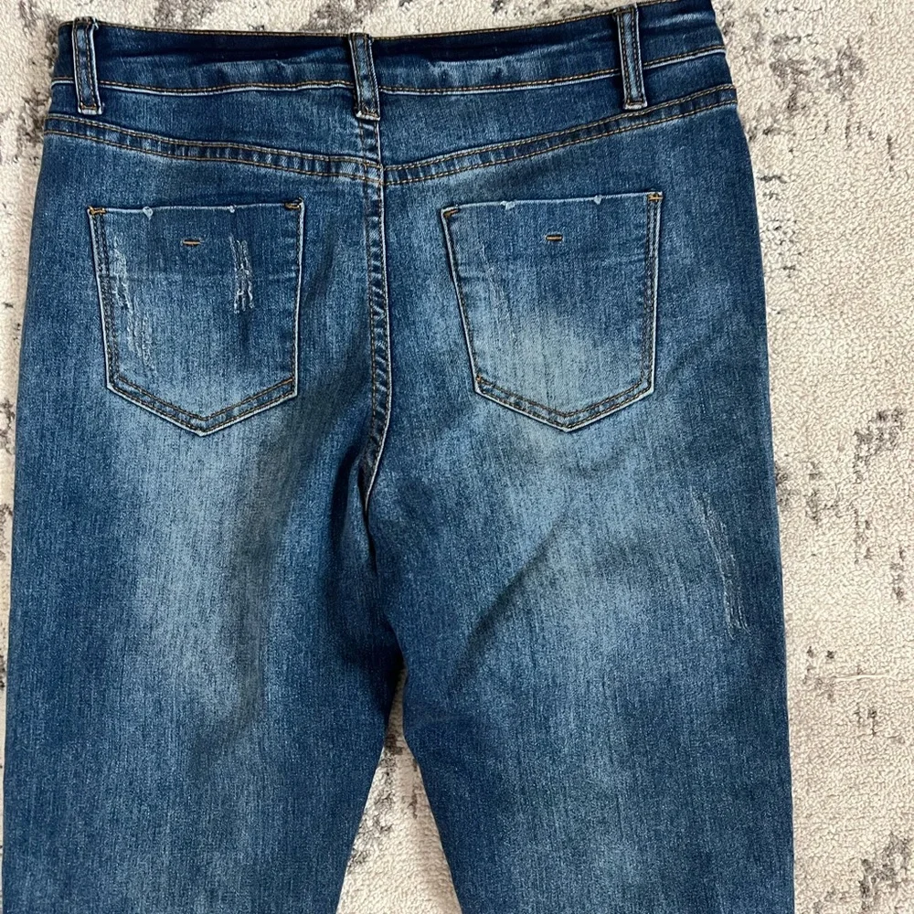 NWOT Kittenish Distressed Dark Wash Jeans - Picture 6 of 8